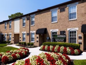 Korman Residential - Willow Shores Leasing Center